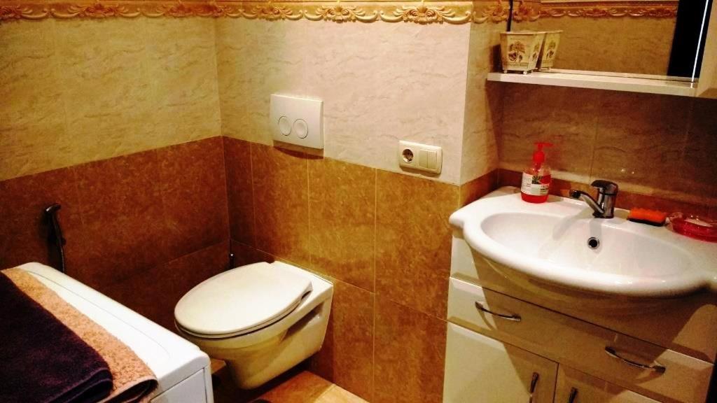 Комната В Двухкомнатной Apartment Kiev Exterior foto